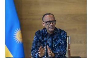 Perezida Kagame yaganiriye na bagenzi be bo muri EAC na SADC ku bibazo bya RDC