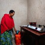 Rwanda to Provide 50,000 Households with Gas Cylinders and Cooking Stoves