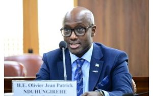 Nduhungirehe Refutes Tshisekedi’s Allegations, Accuses DRC President’s Family of Exploiting Katanga’s Wealth